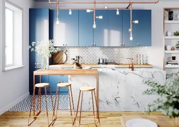 Ấn tượng với không gian căn bếp với tone màu xanh dương mát mắt